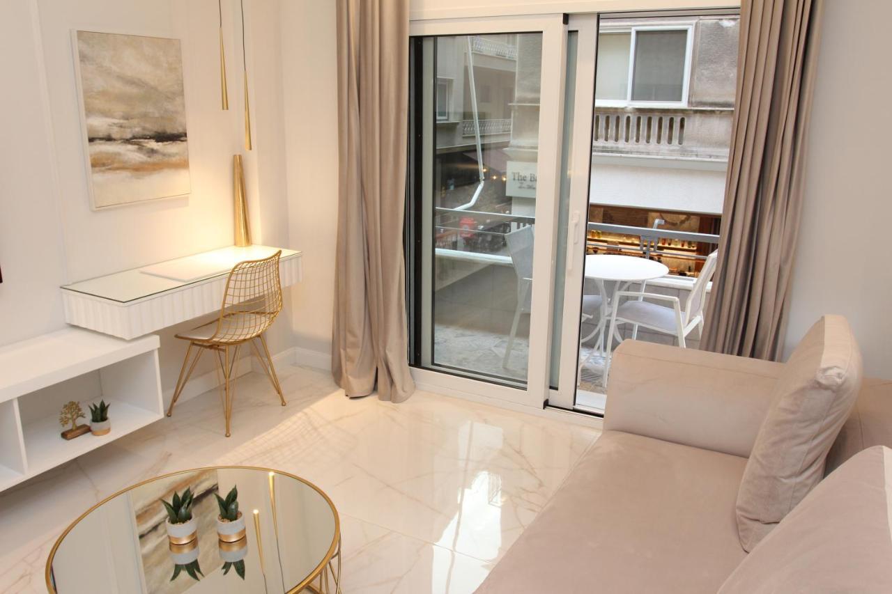 Apartamento Adri & Marg Luxury Living Atenas Exterior foto