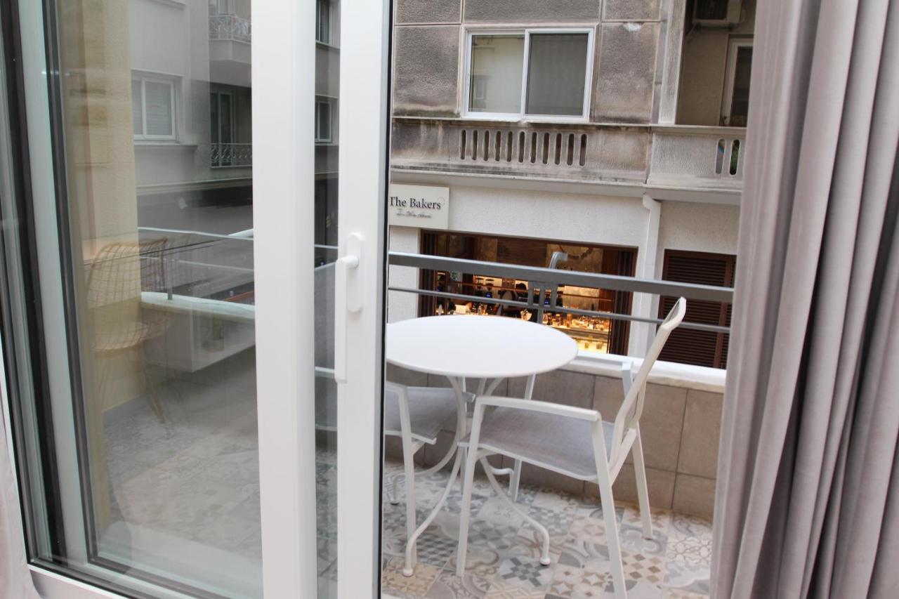 Apartamento Adri & Marg Luxury Living Atenas Exterior foto